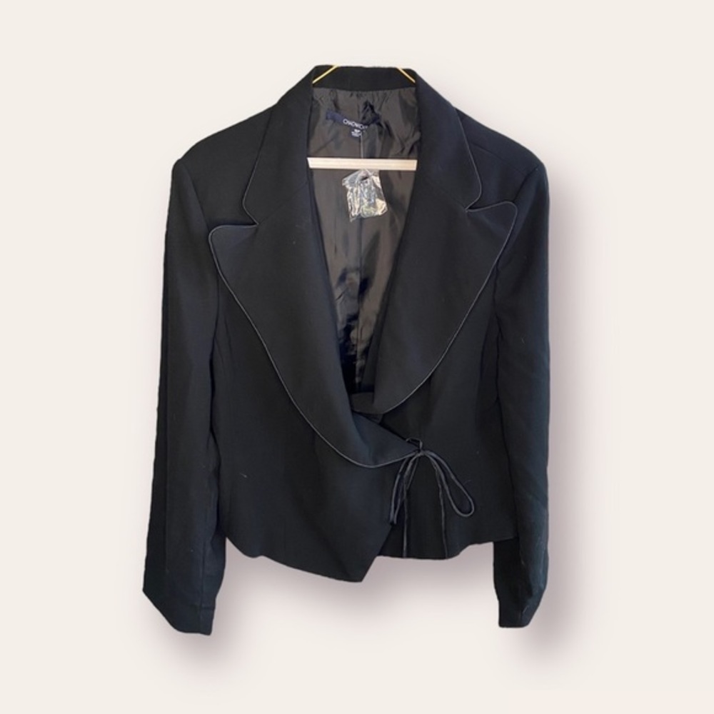 Vintage Chadwicks Cache Asymmetrical Black Tie Waist Cropped Blazer